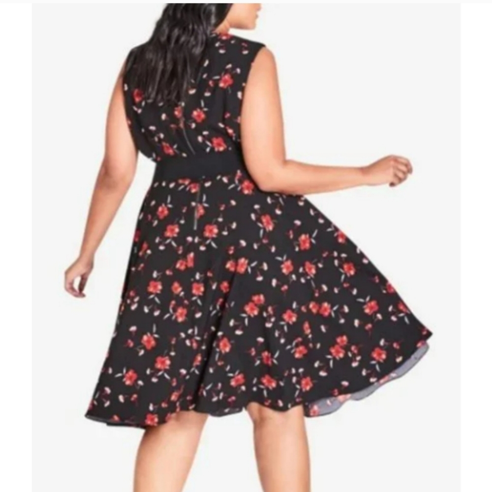 Vintage Veronica Dress-Fall in Love-Red and Black Floral - Picture 2 of 3